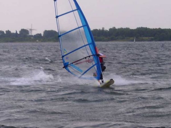 Surfen op het Tjeukermeer