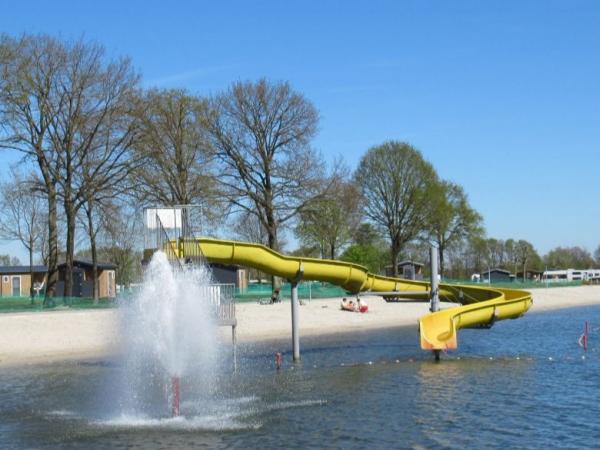 TerSpegelt buitenplas